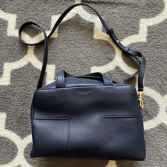 Tory Burch Handbags - Tory Burch Navy Bag